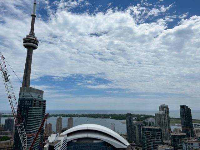 125 Blue Jays Way #4701