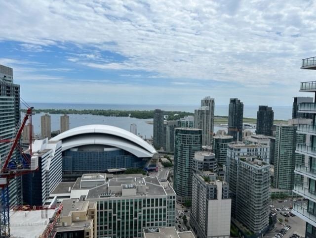 125 Blue Jays Way #4701