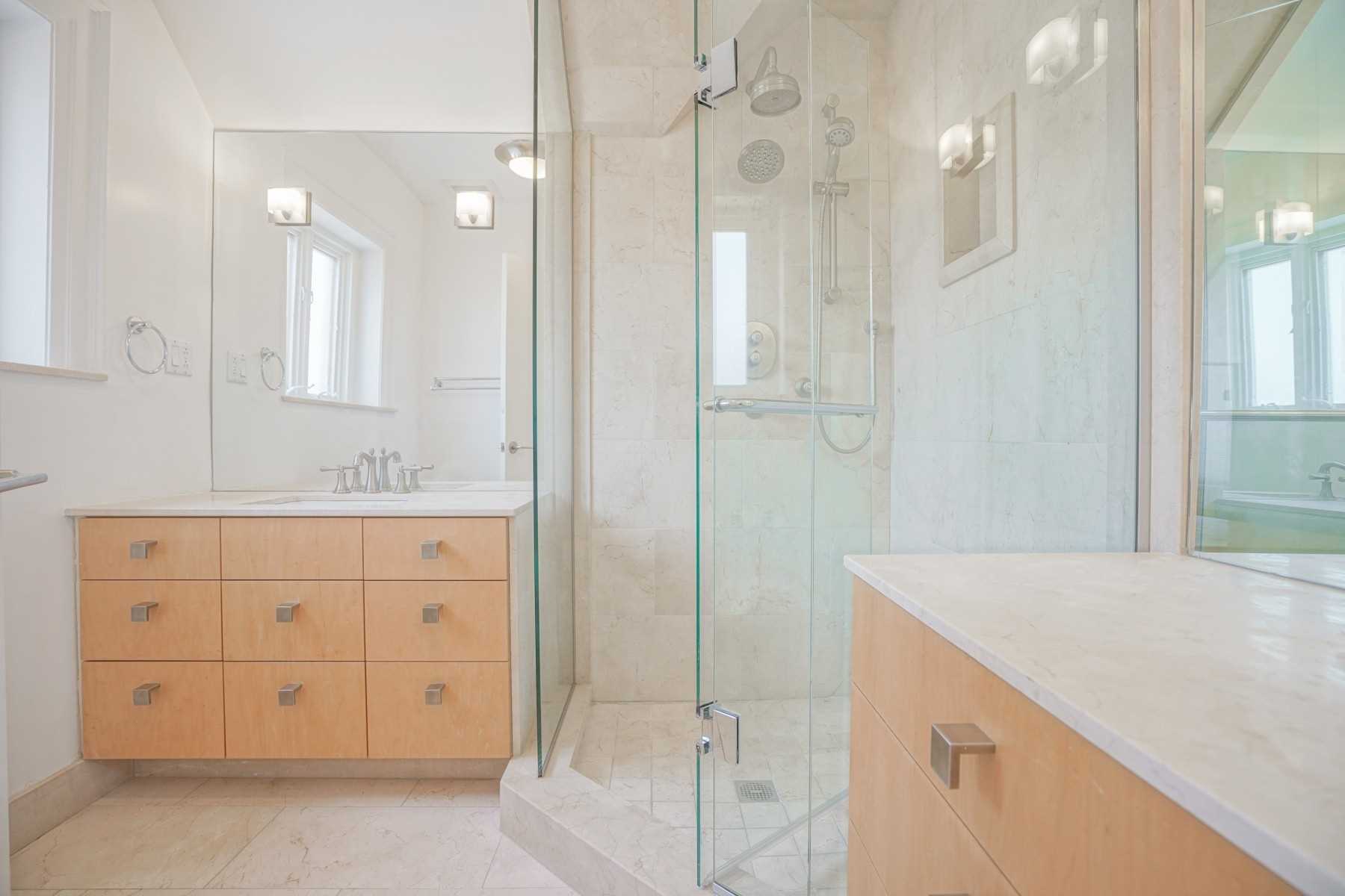 85 Admiral Rd, #301