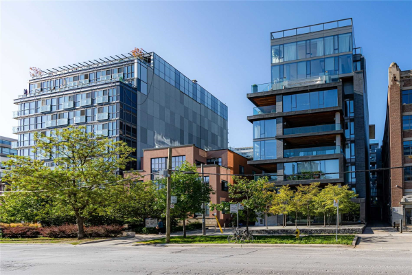 500 Wellington St W 500 Wellington St W
