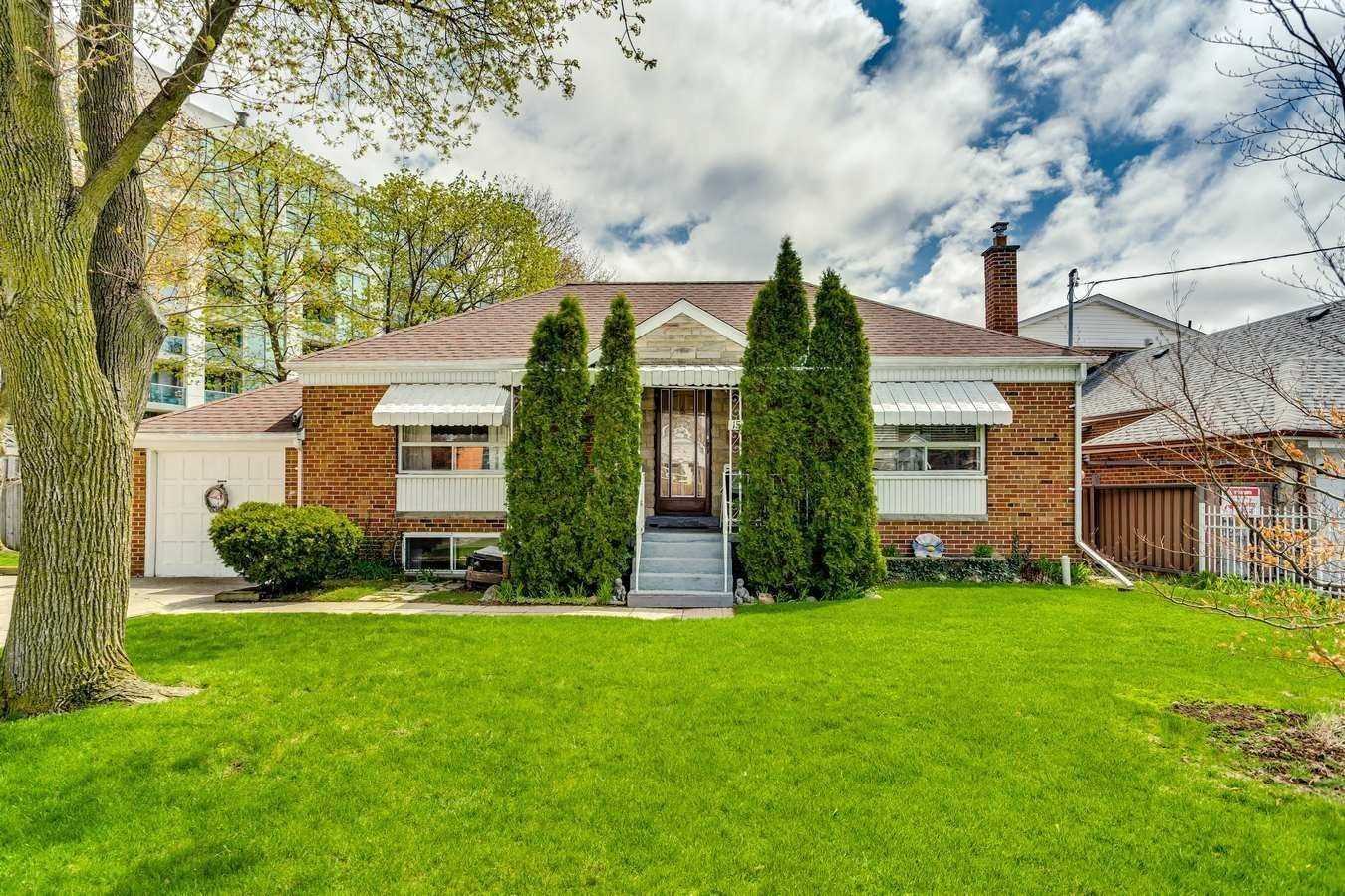 15 Allingham Gdns