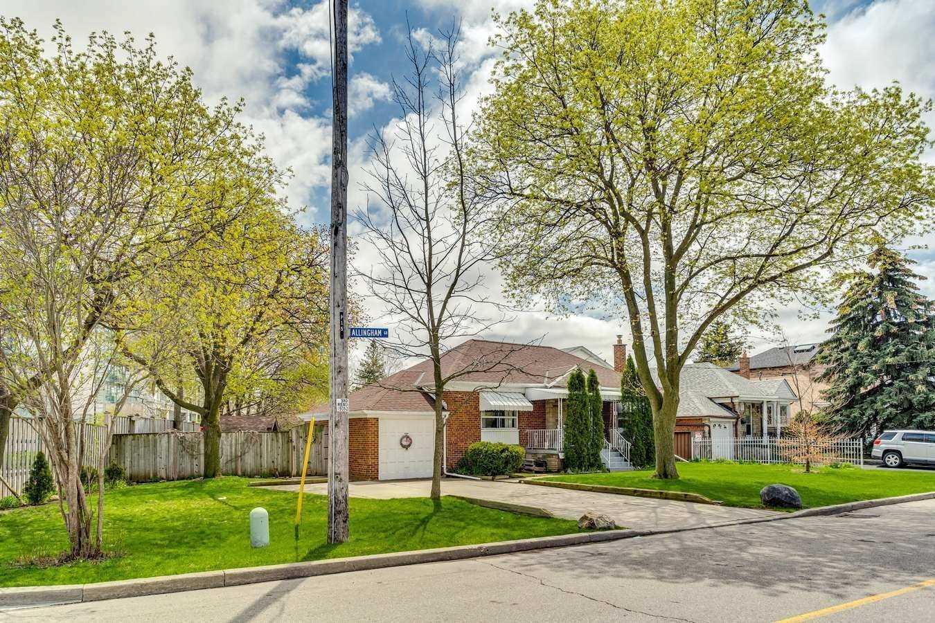 15 Allingham Gdns