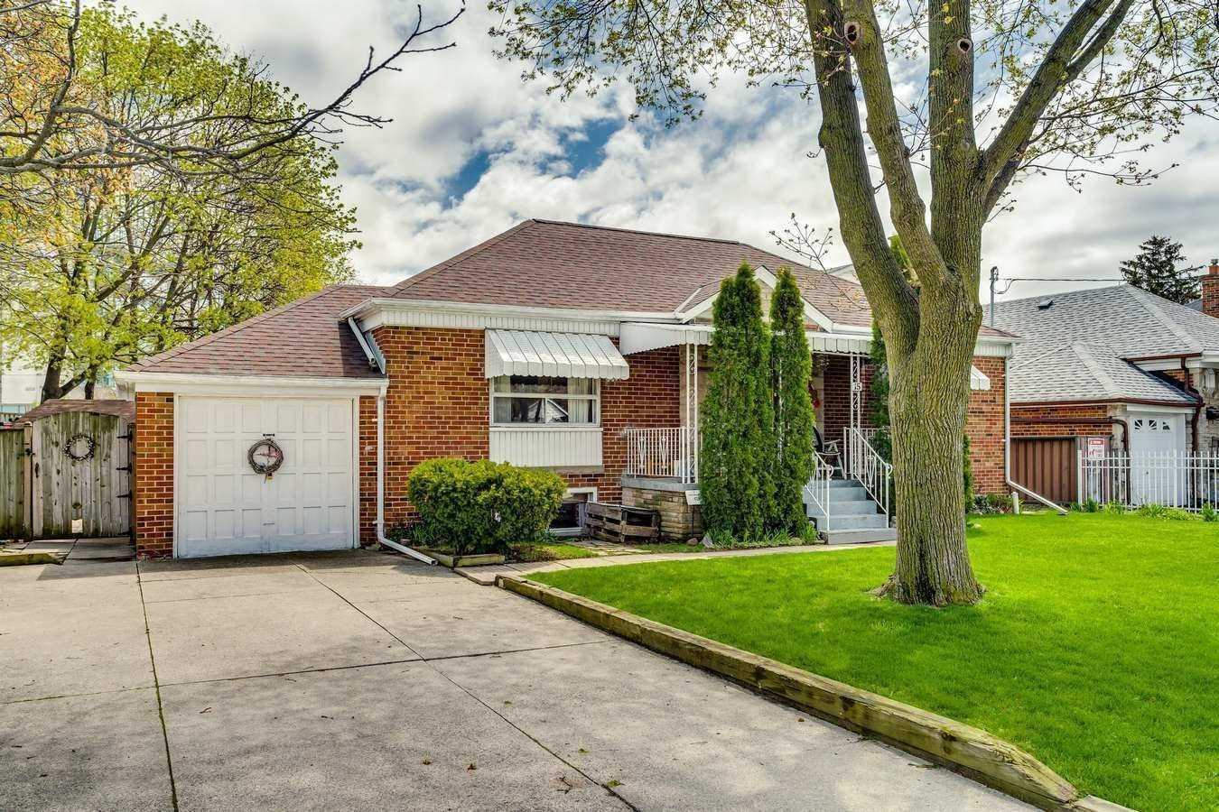 15 Allingham Gdns