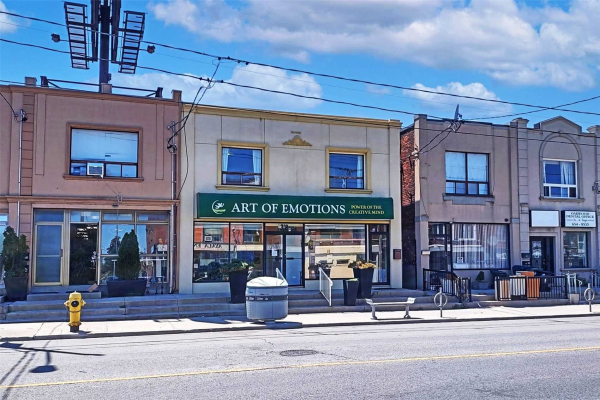 318 Oakwood Ave, Toronto