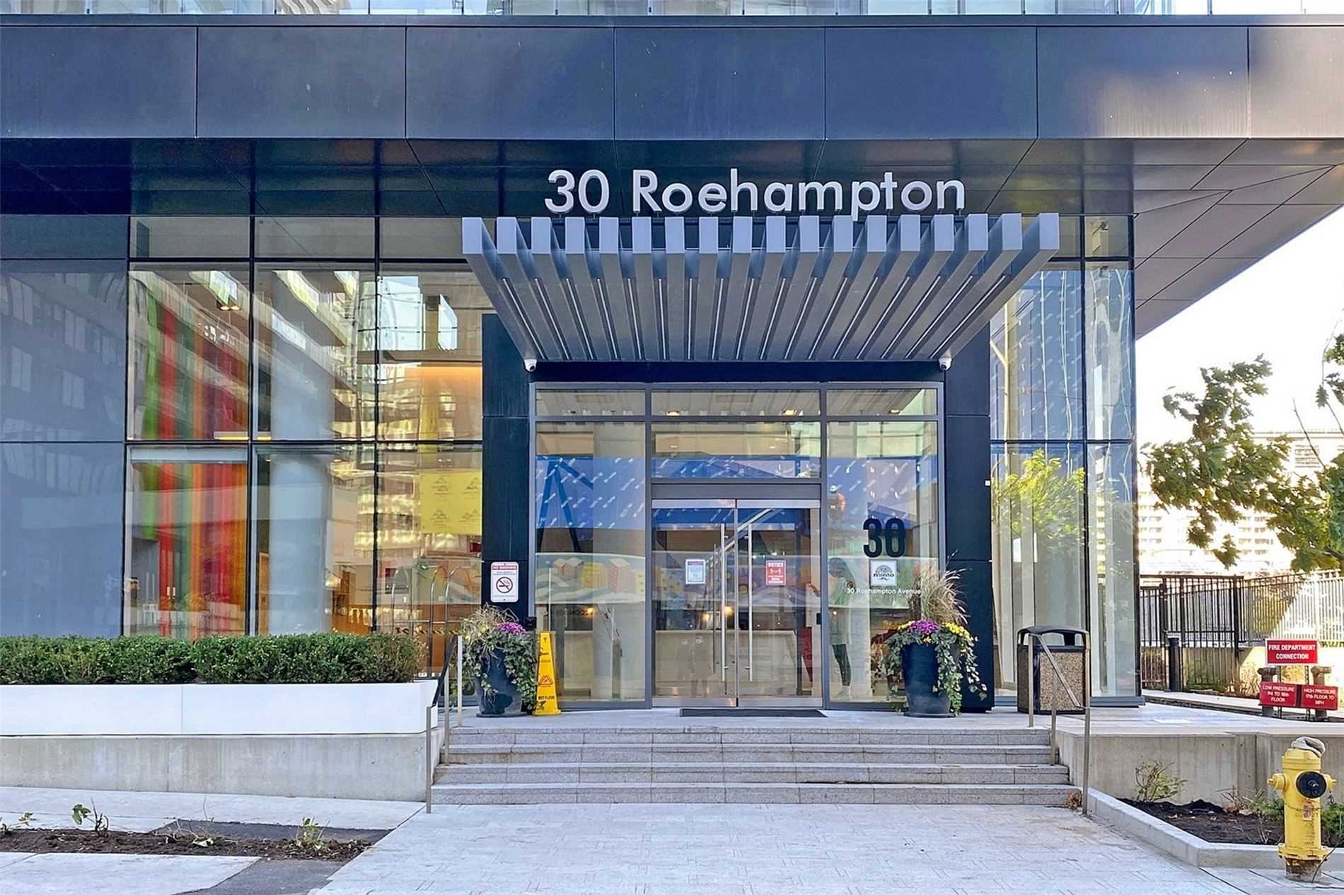 30 Roehampton Ave, #413