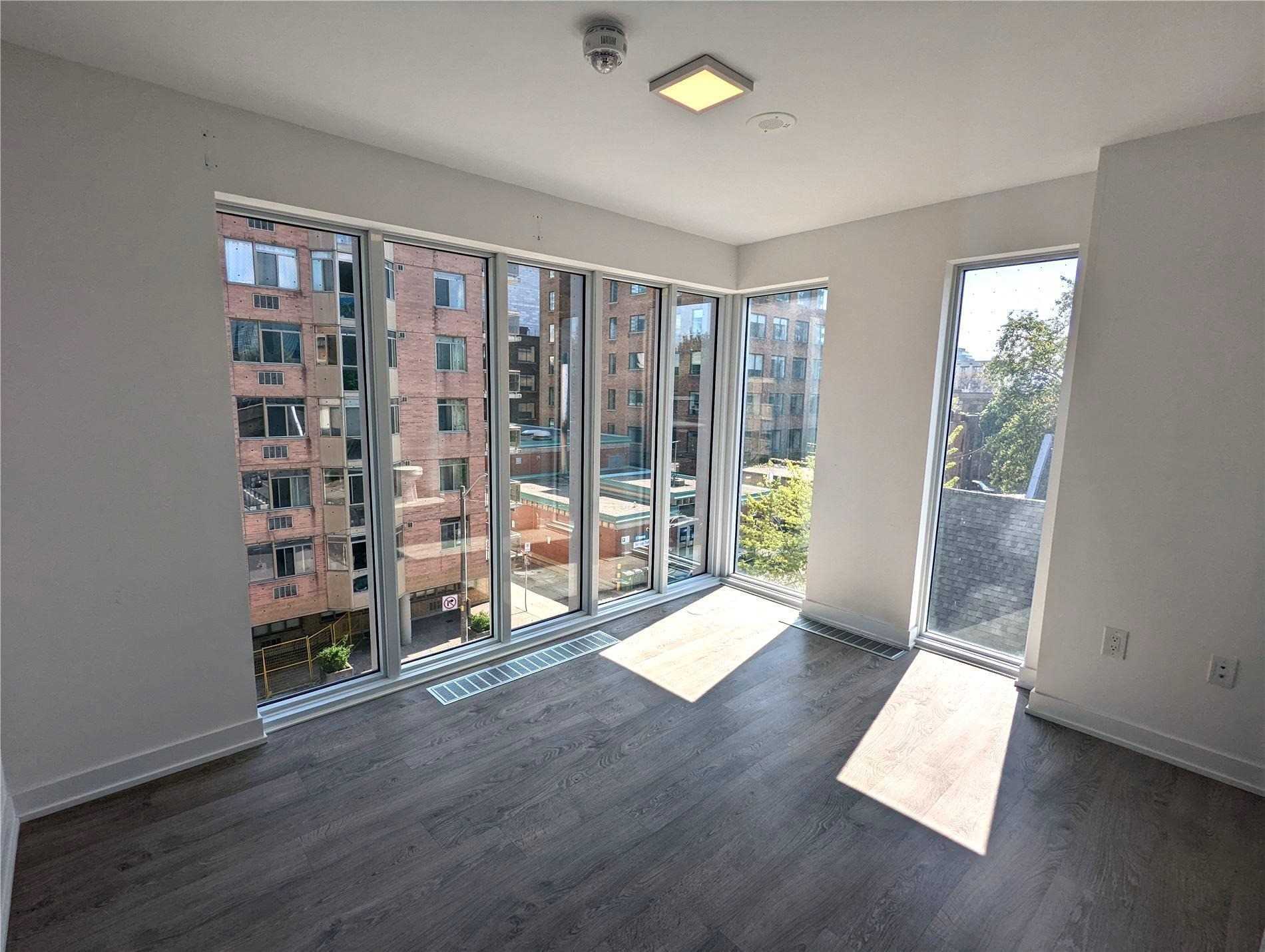 50 Mccaul St, #414