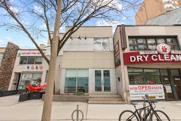 893 Yonge St, Toronto