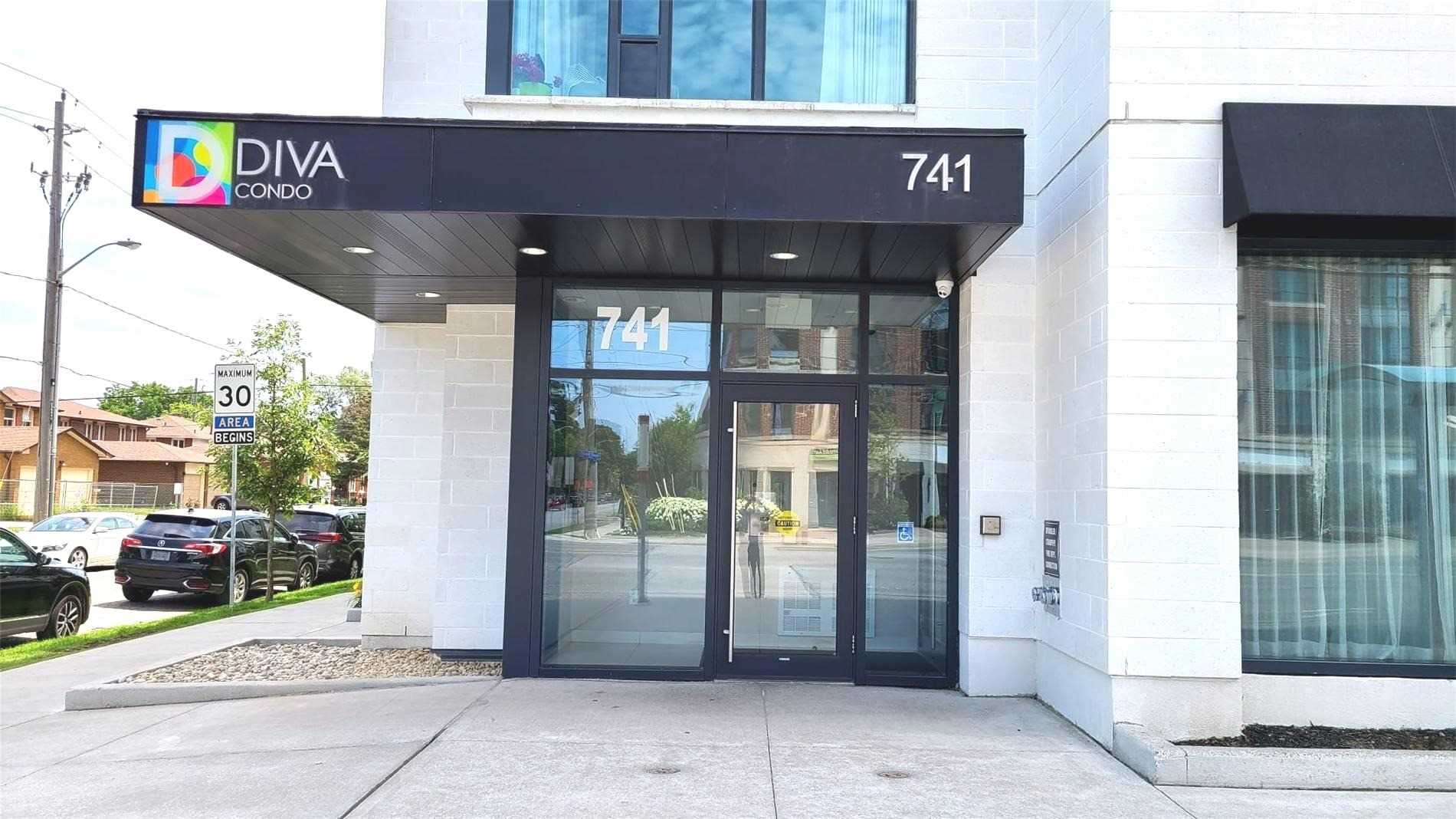 741 Sheppard Ave W, #806