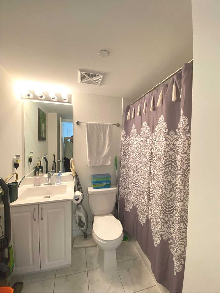 741 Sheppard Ave W, #806
