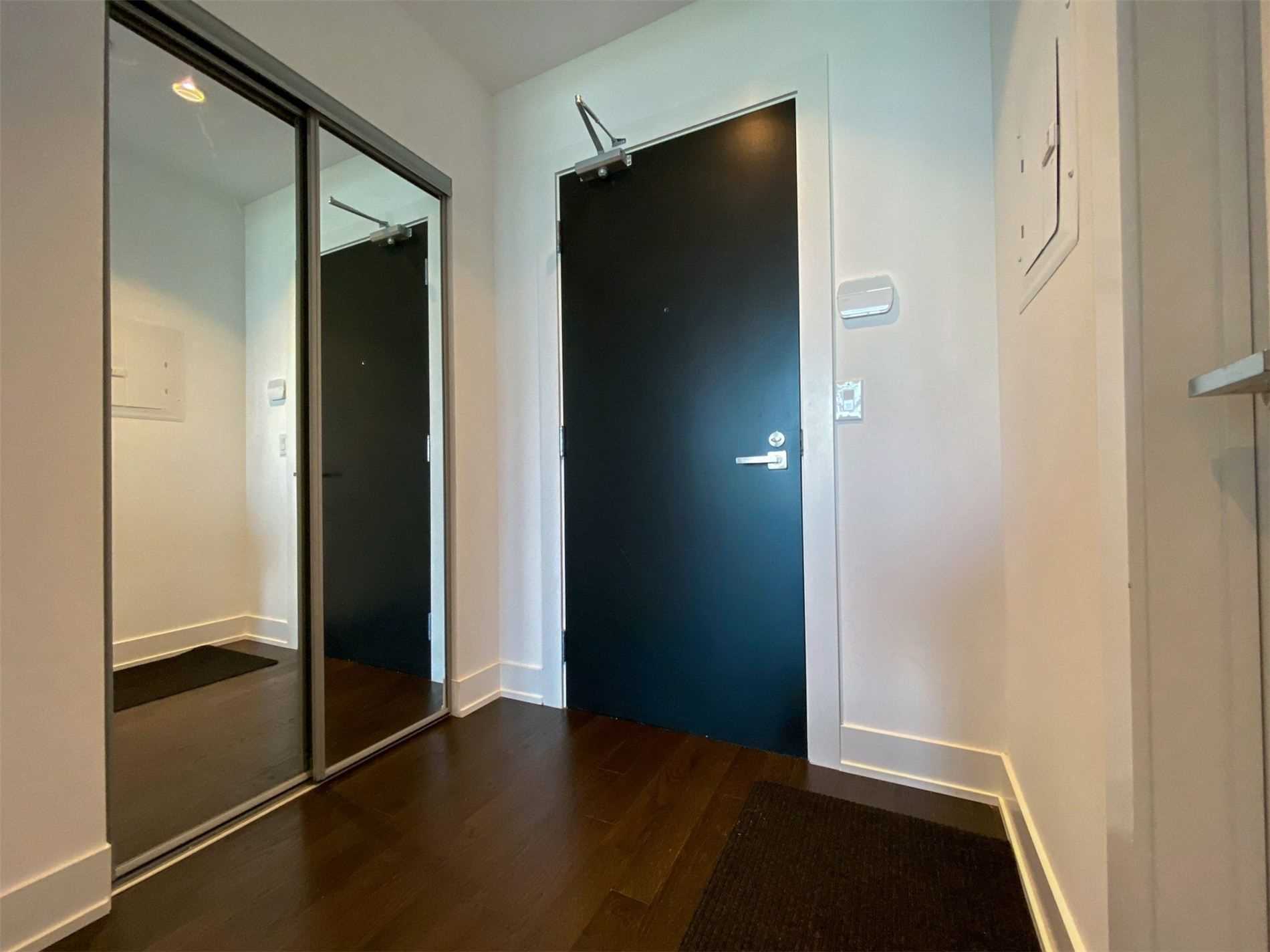 3018 Yonge St, #1111