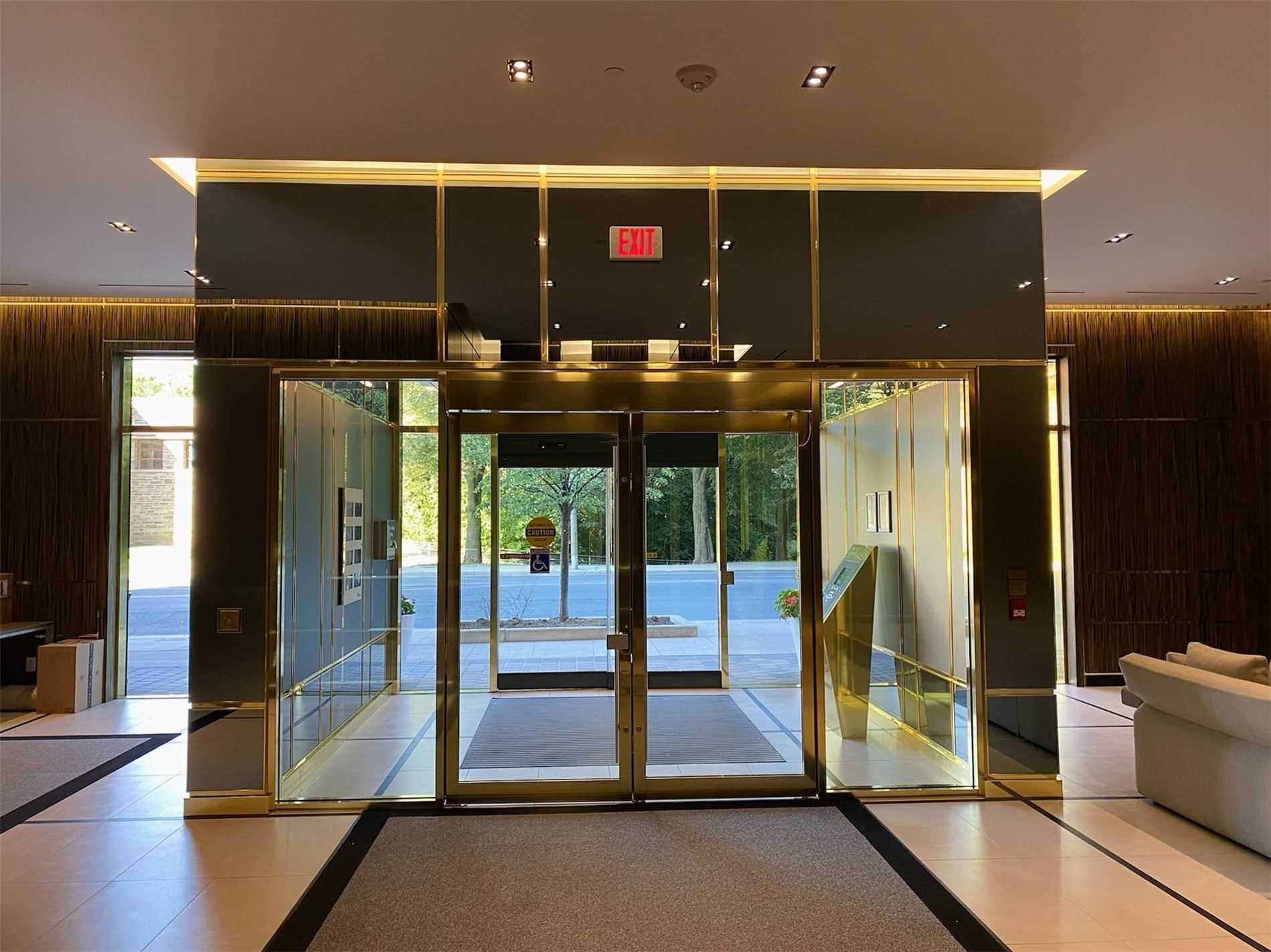 3018 Yonge St, #1111