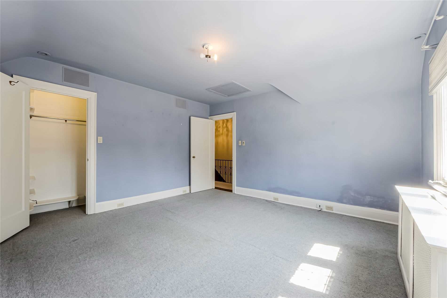 599 Spadina Rd