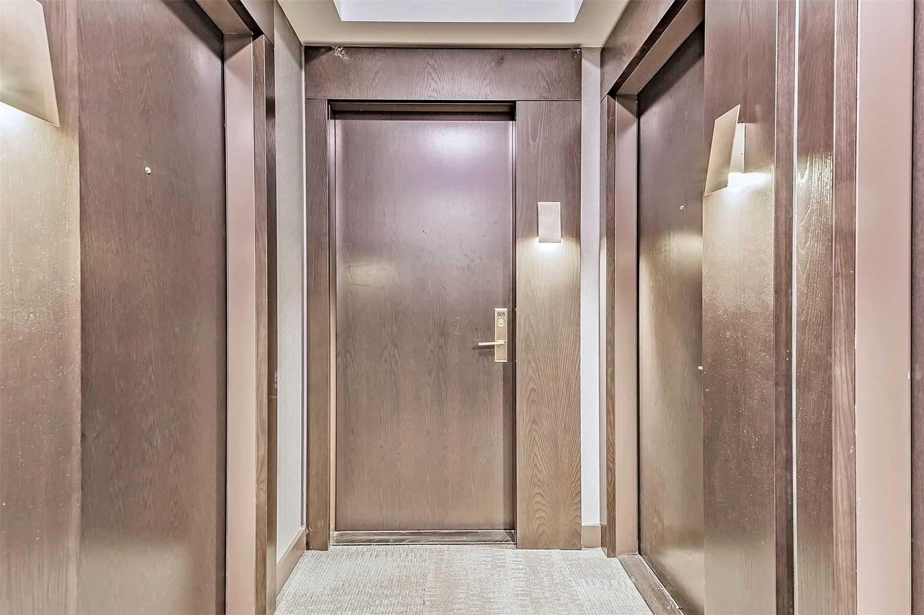 330 Richmond St W, #505