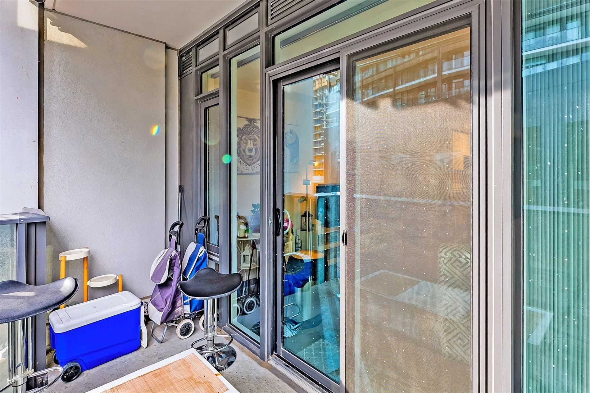 330 Richmond St W, #505