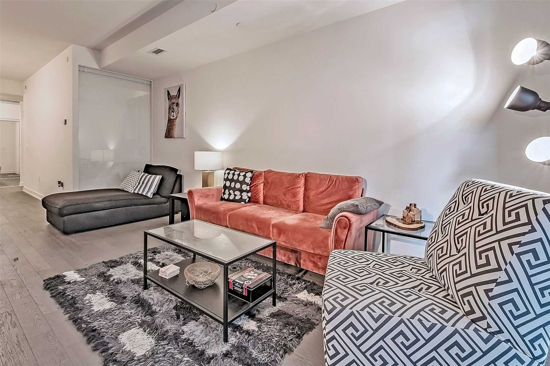 330 Richmond St W, #505