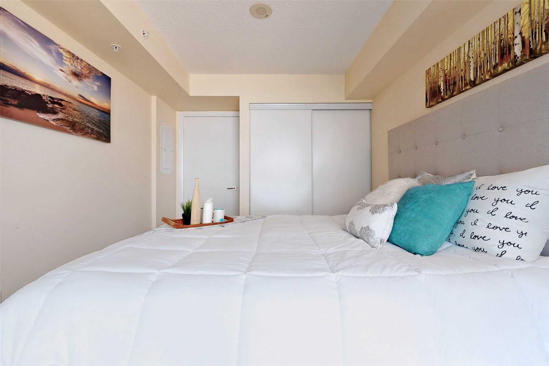 565 Wilson Ave, #207W