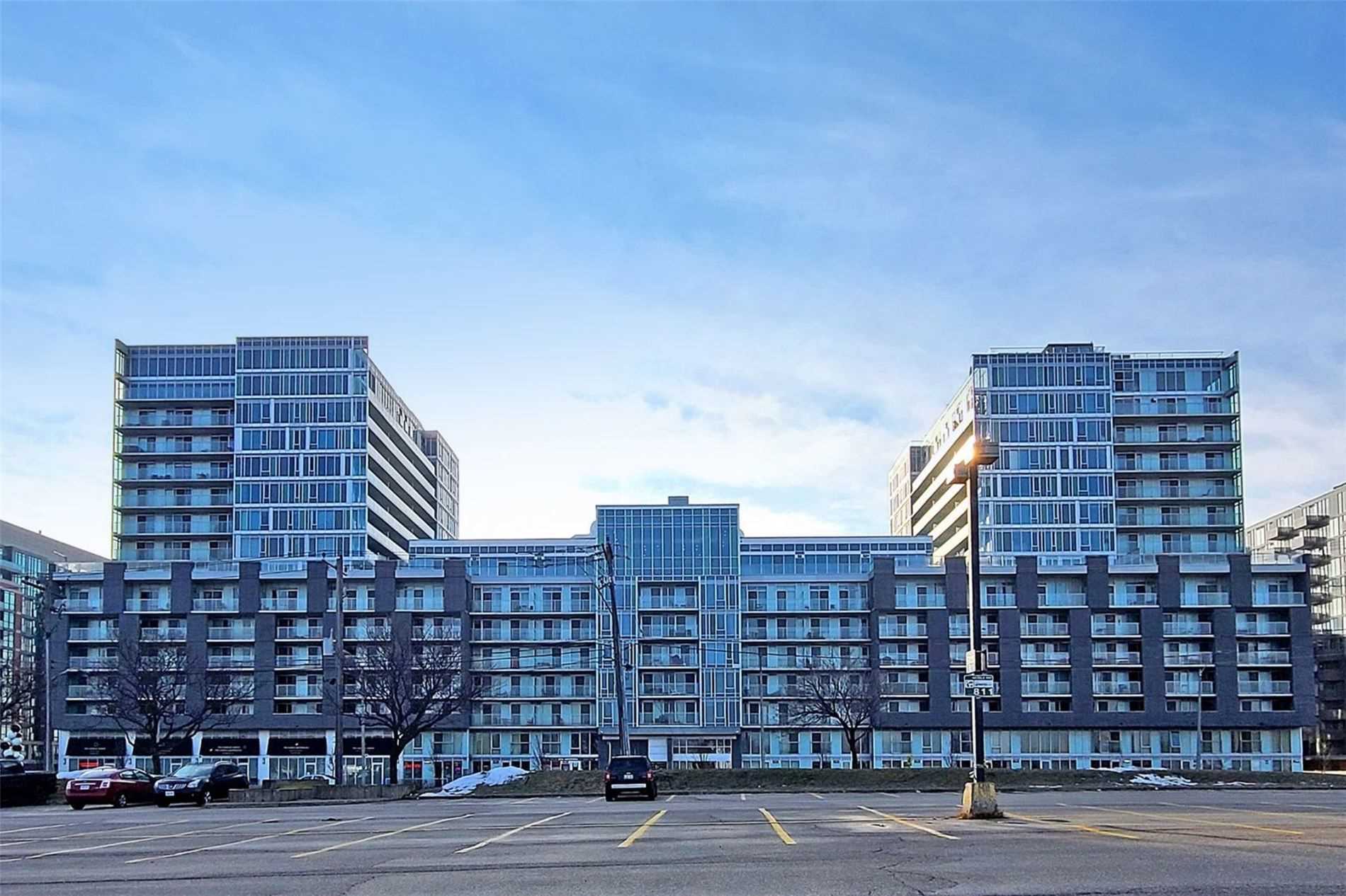 565 Wilson Ave, #207W