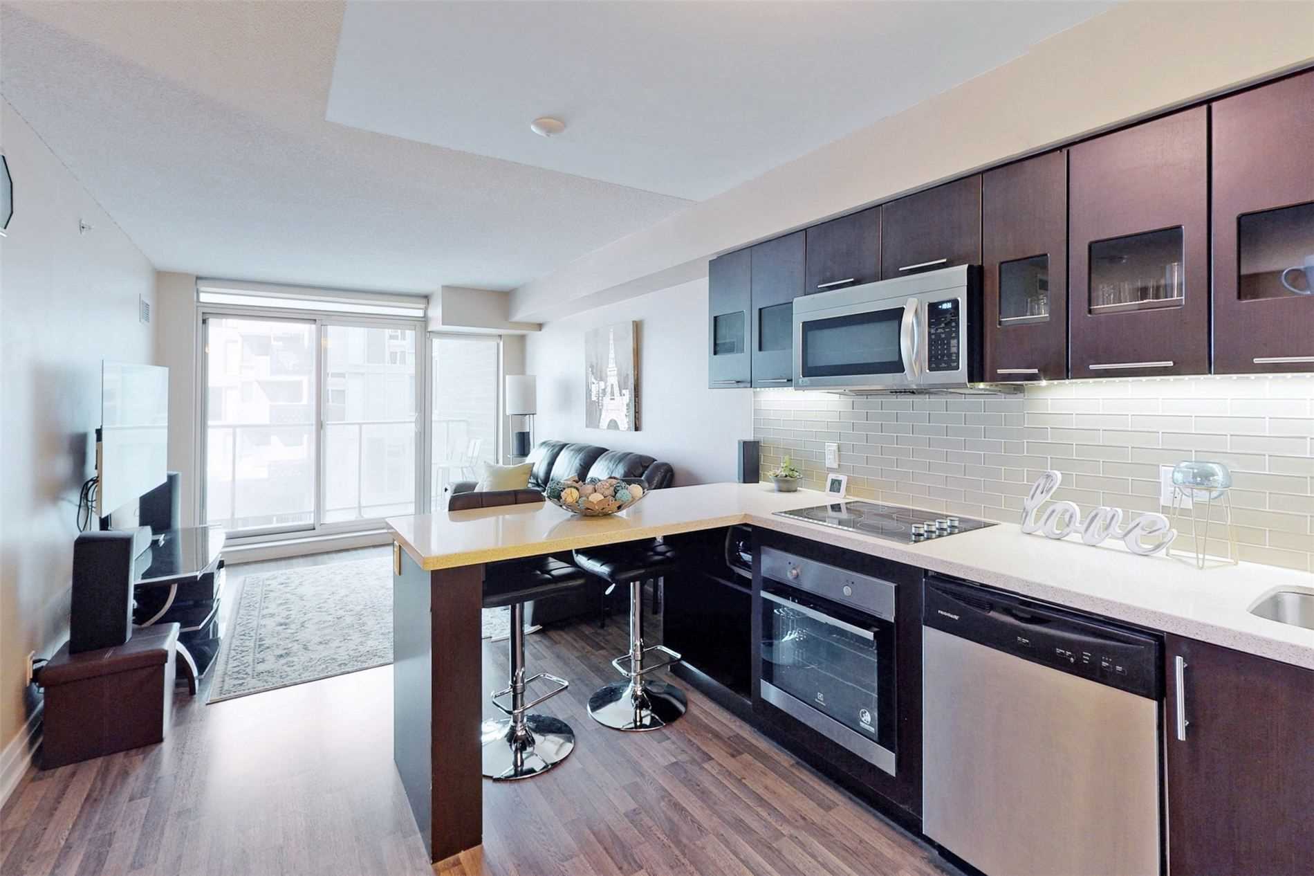 565 Wilson Ave, #207W