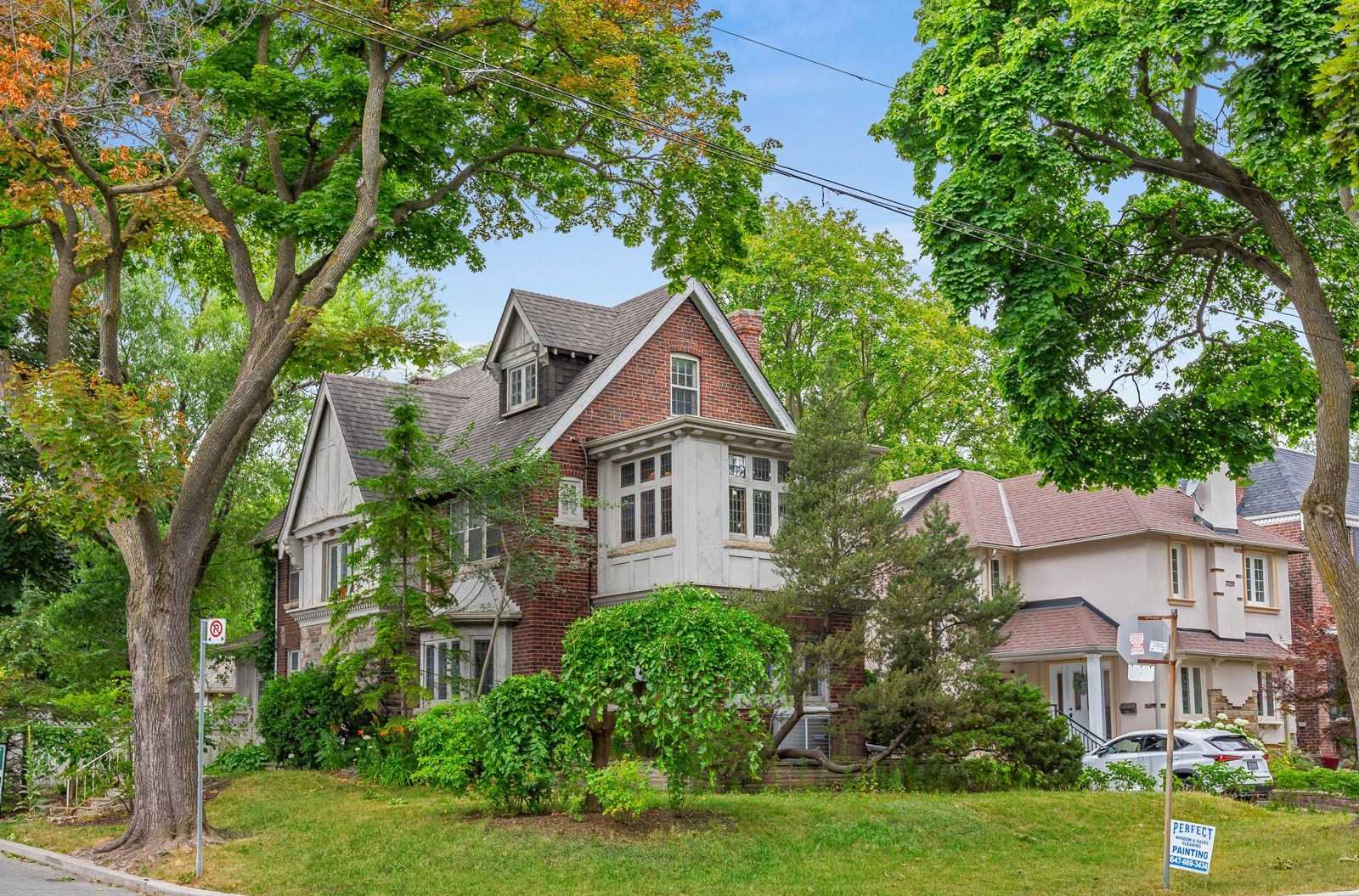 62 Elderwood Dr