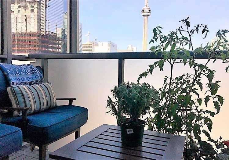 1 The Esplanade St, #2502