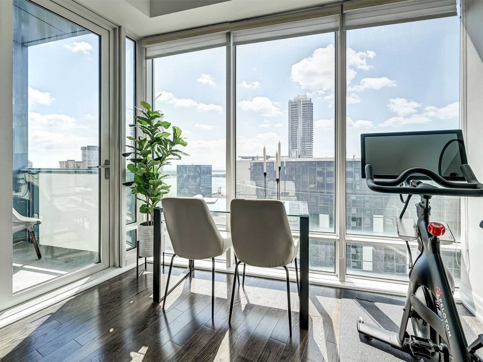 8 The Esplanade, #3812