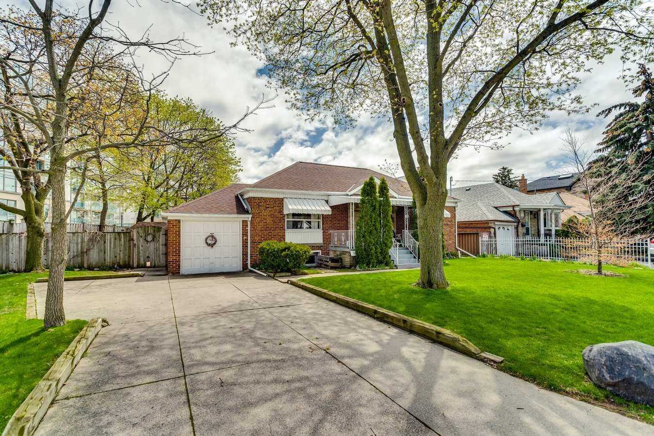 15 Allingham Gdns