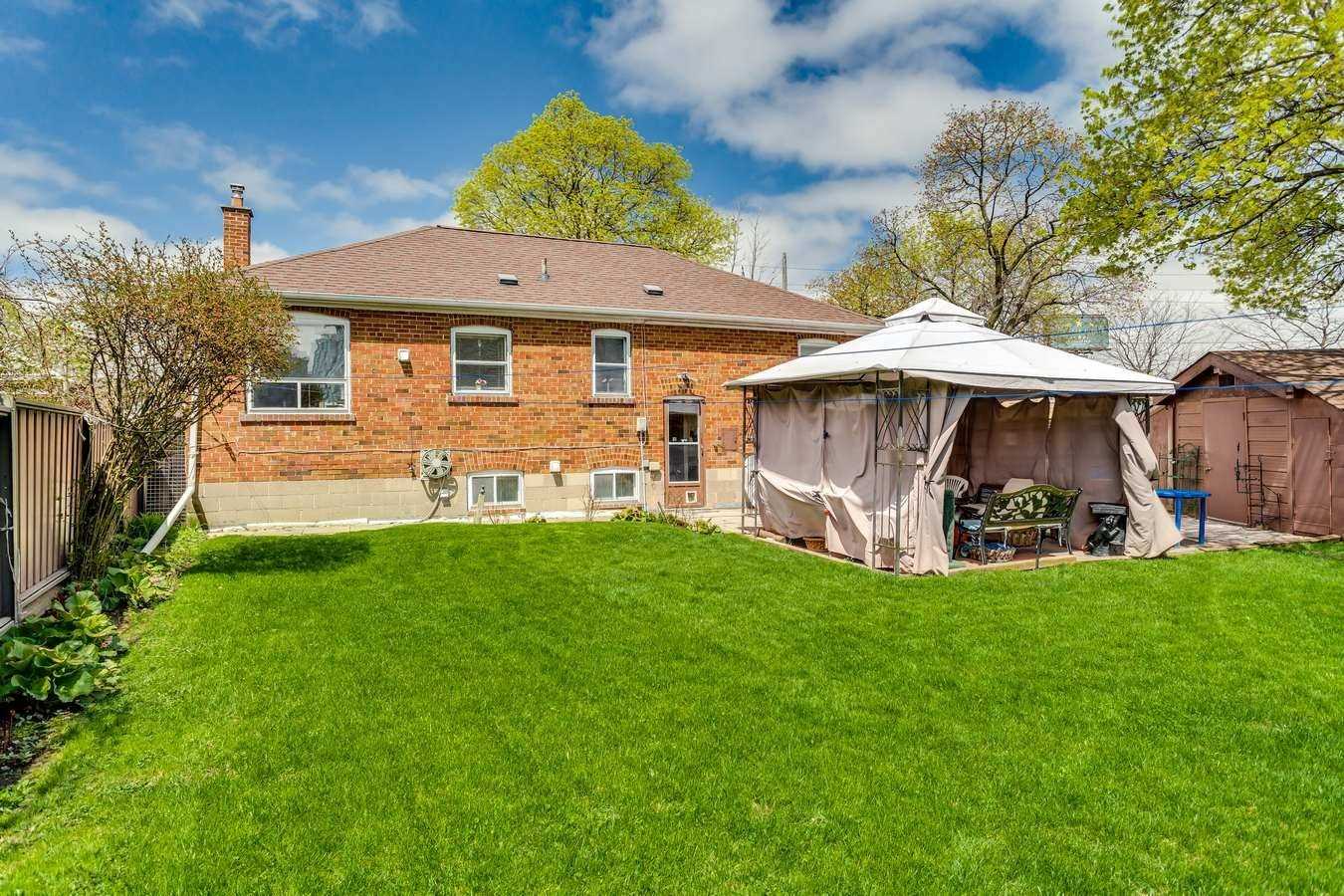 15 Allingham Gdns