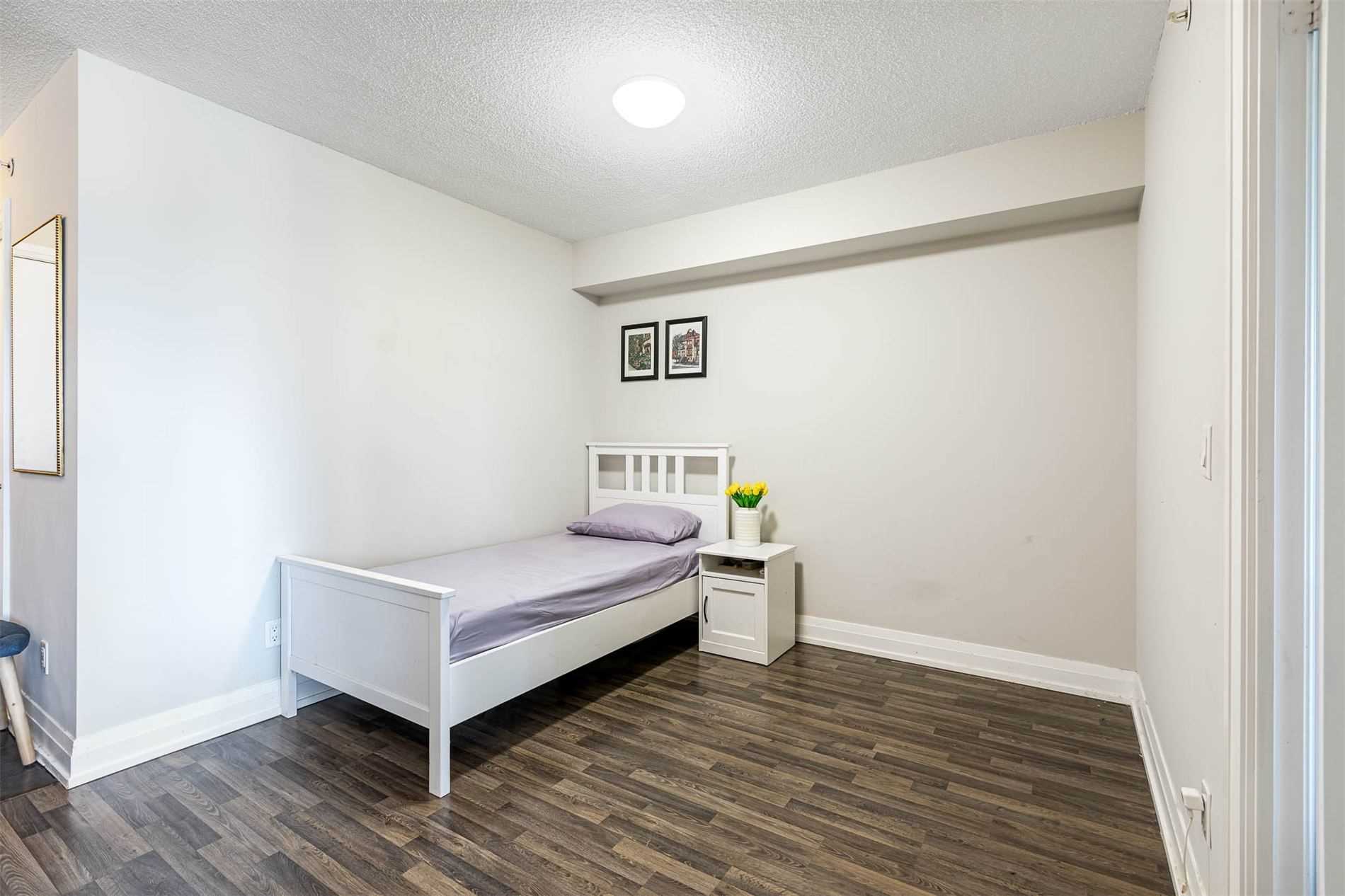 565 Wilson Ave, #W210