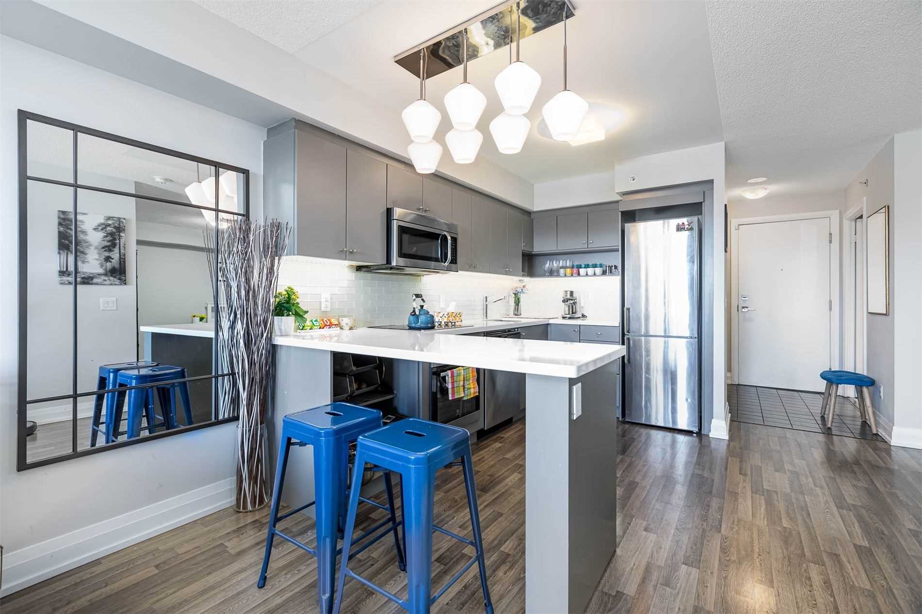 565 Wilson Ave, #W210