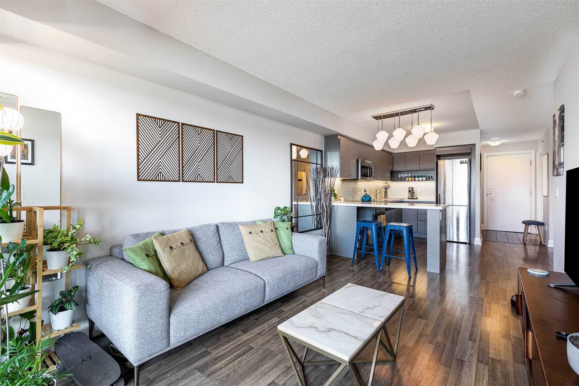 565 Wilson Ave, #W210