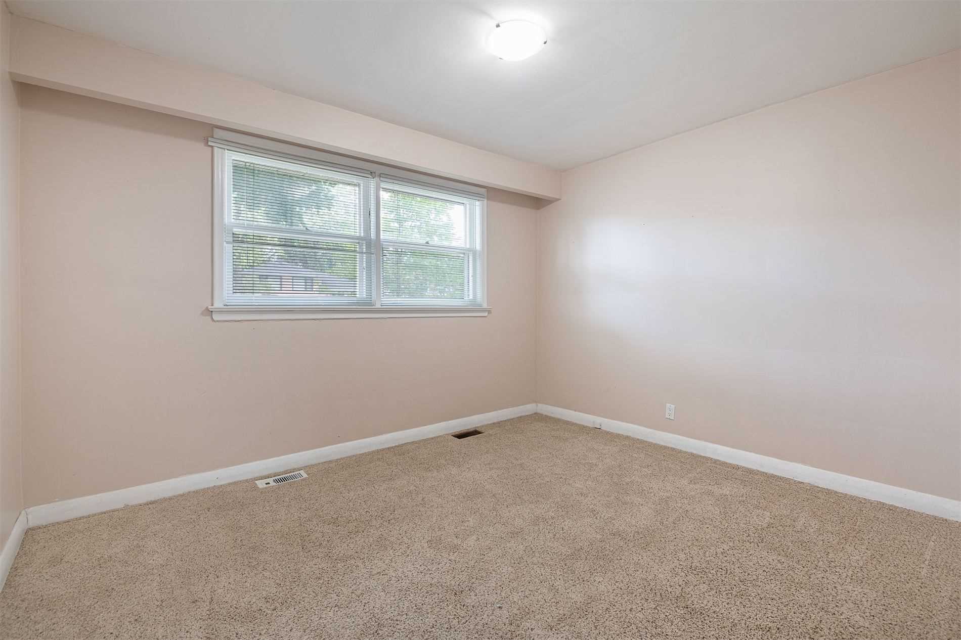 453 Hounslow Ave