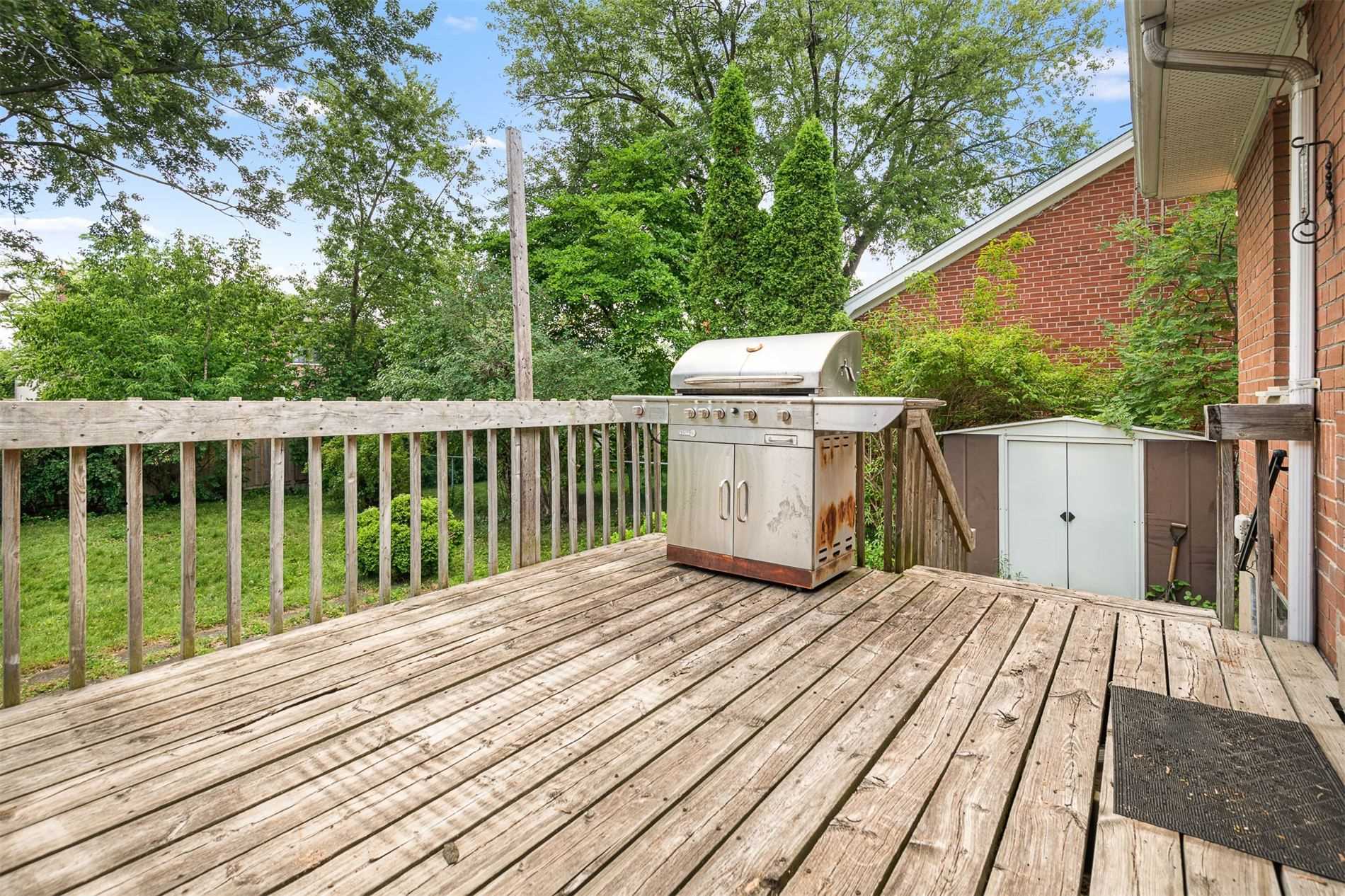 453 Hounslow Ave