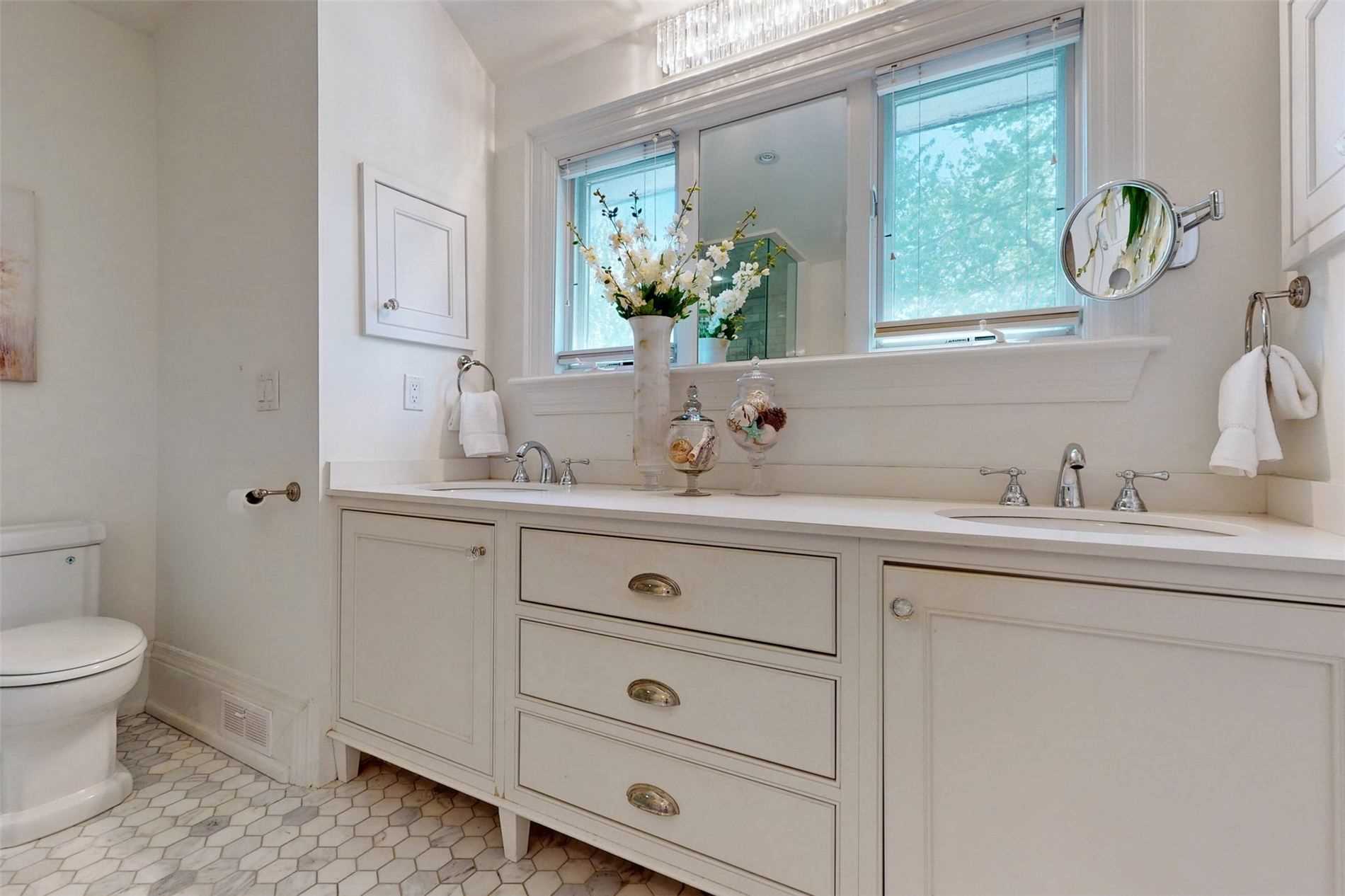 28 Dunvegan Rd