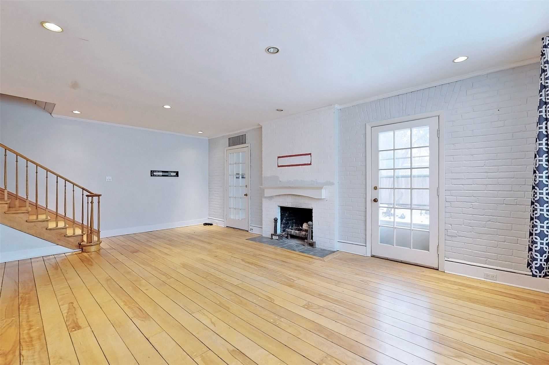 28 Dunvegan Rd