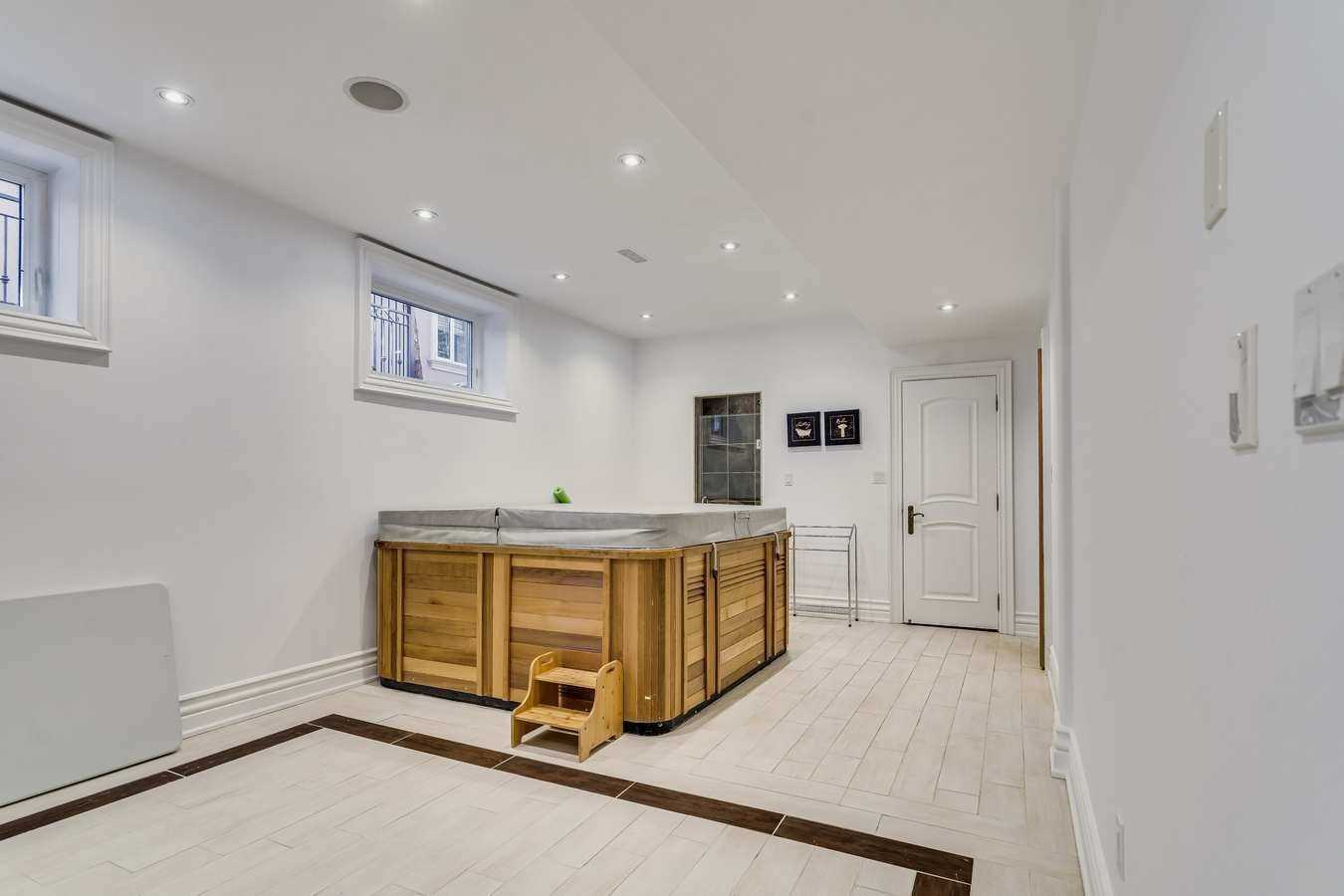 25 Truman Rd