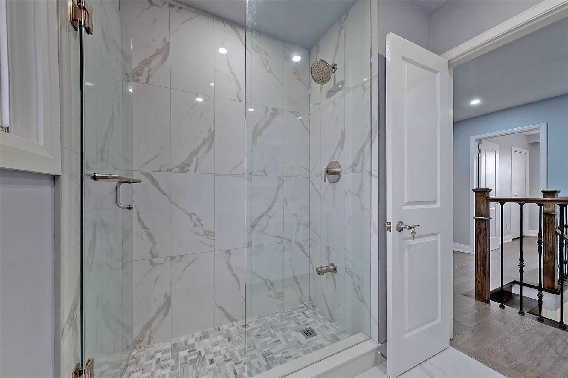 50 Bickerton Cres