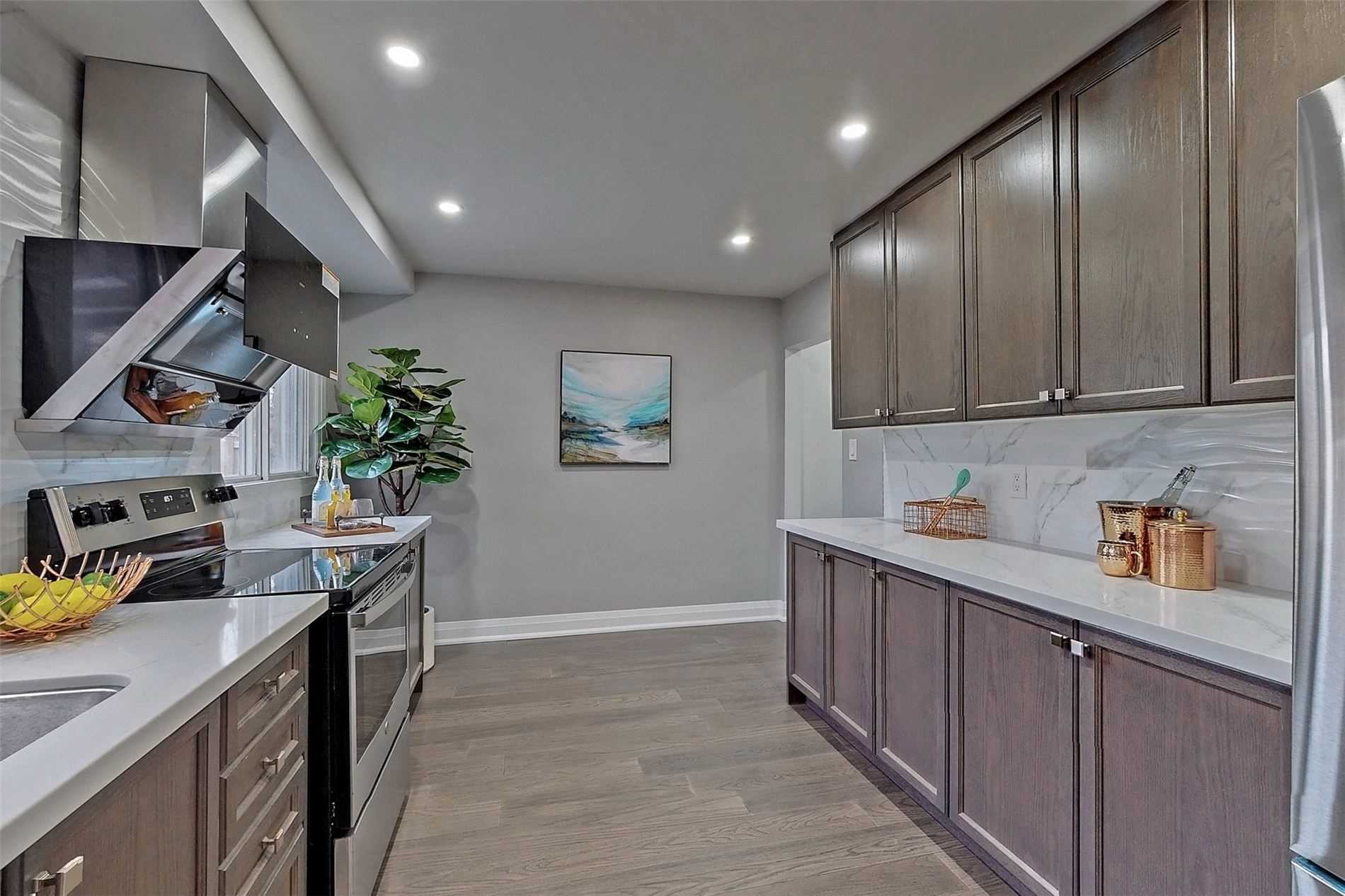 50 Bickerton Cres