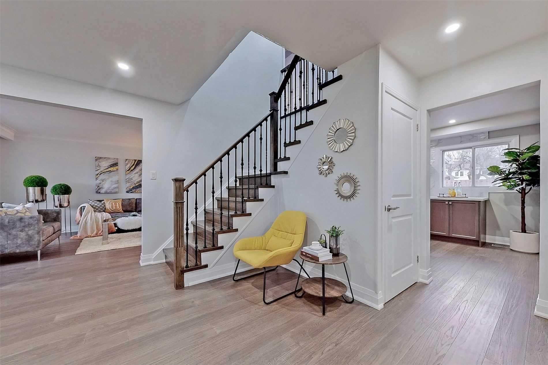 50 Bickerton Cres