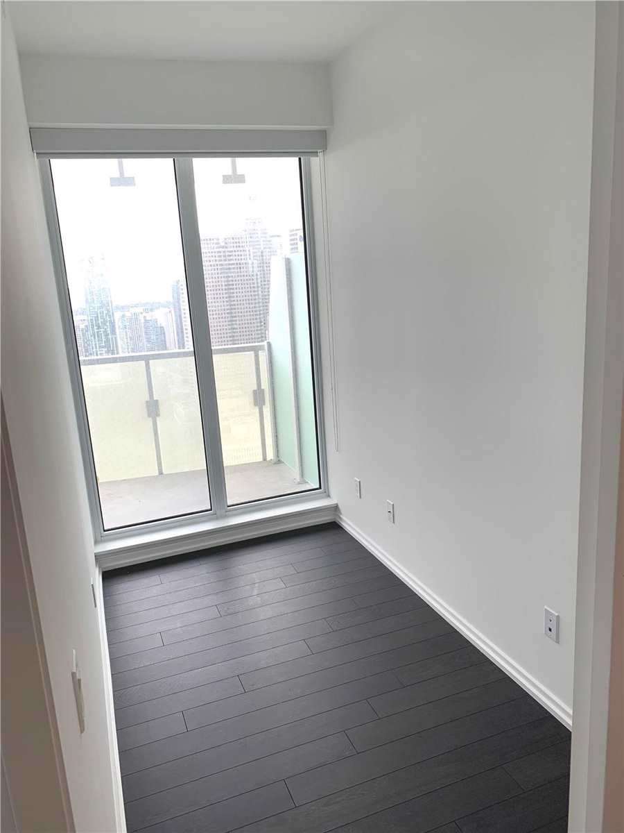 197 Yonge St, #5005