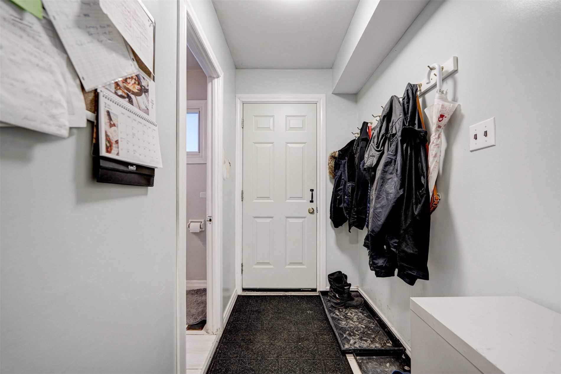 1041 Lillian St