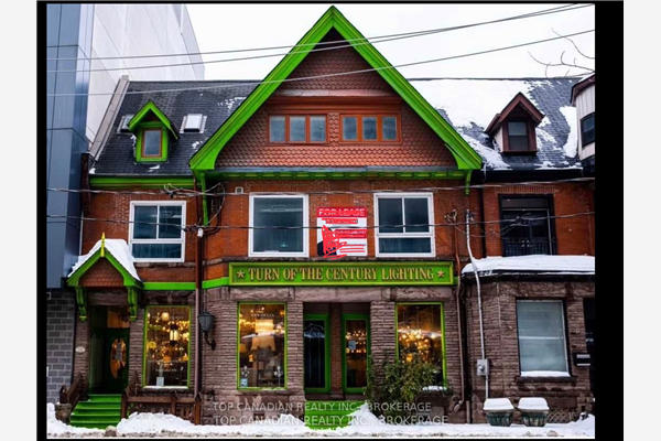 112 Sherbourne St, Toronto