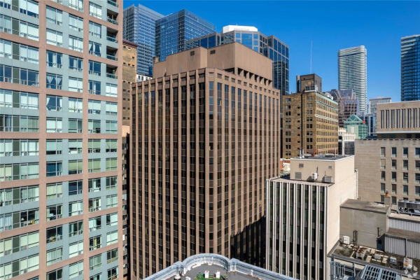18 King St E, Toronto