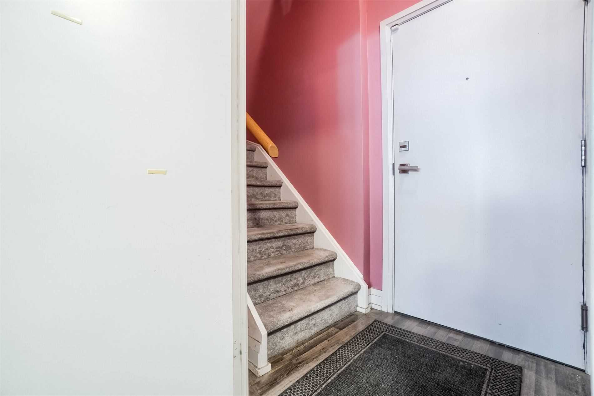 555 Wilson Ave W, #E109