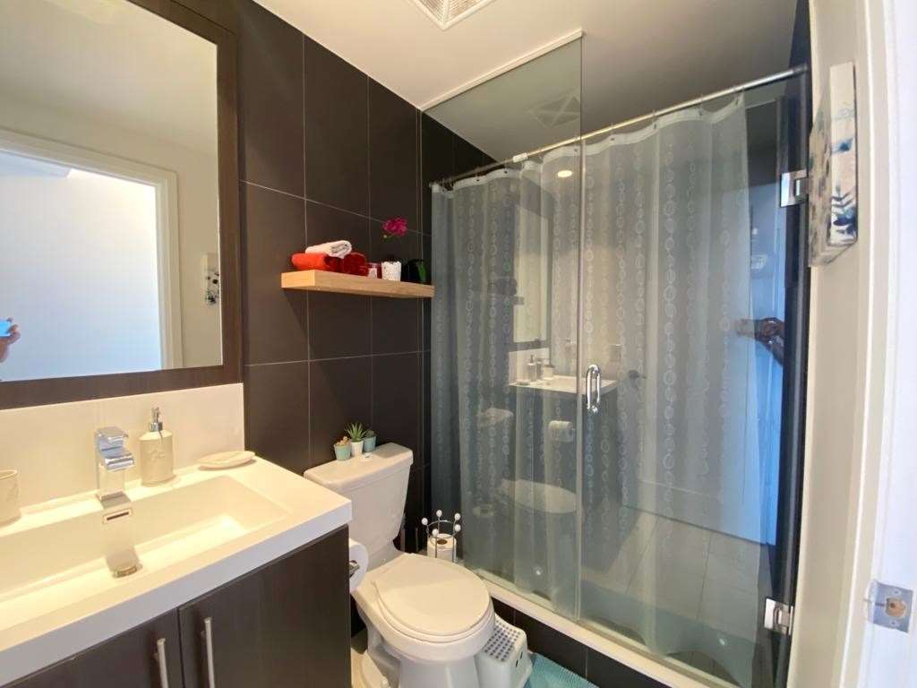 5 Sheppard Ave E, #3824
