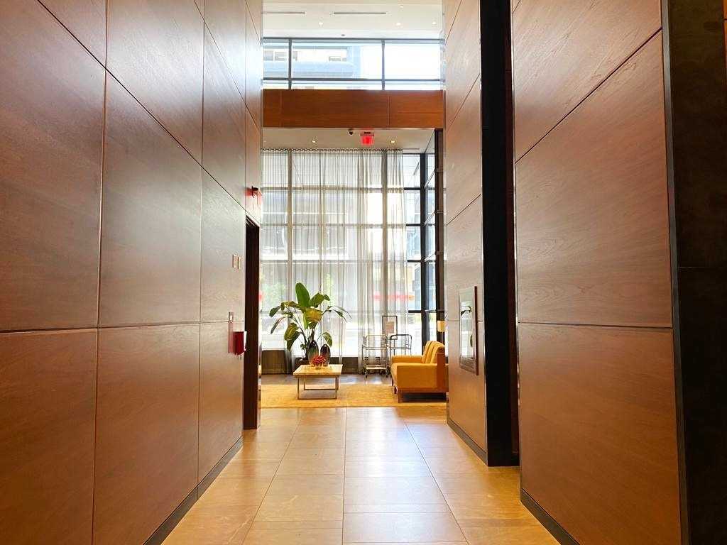 5 Sheppard Ave E, #3824