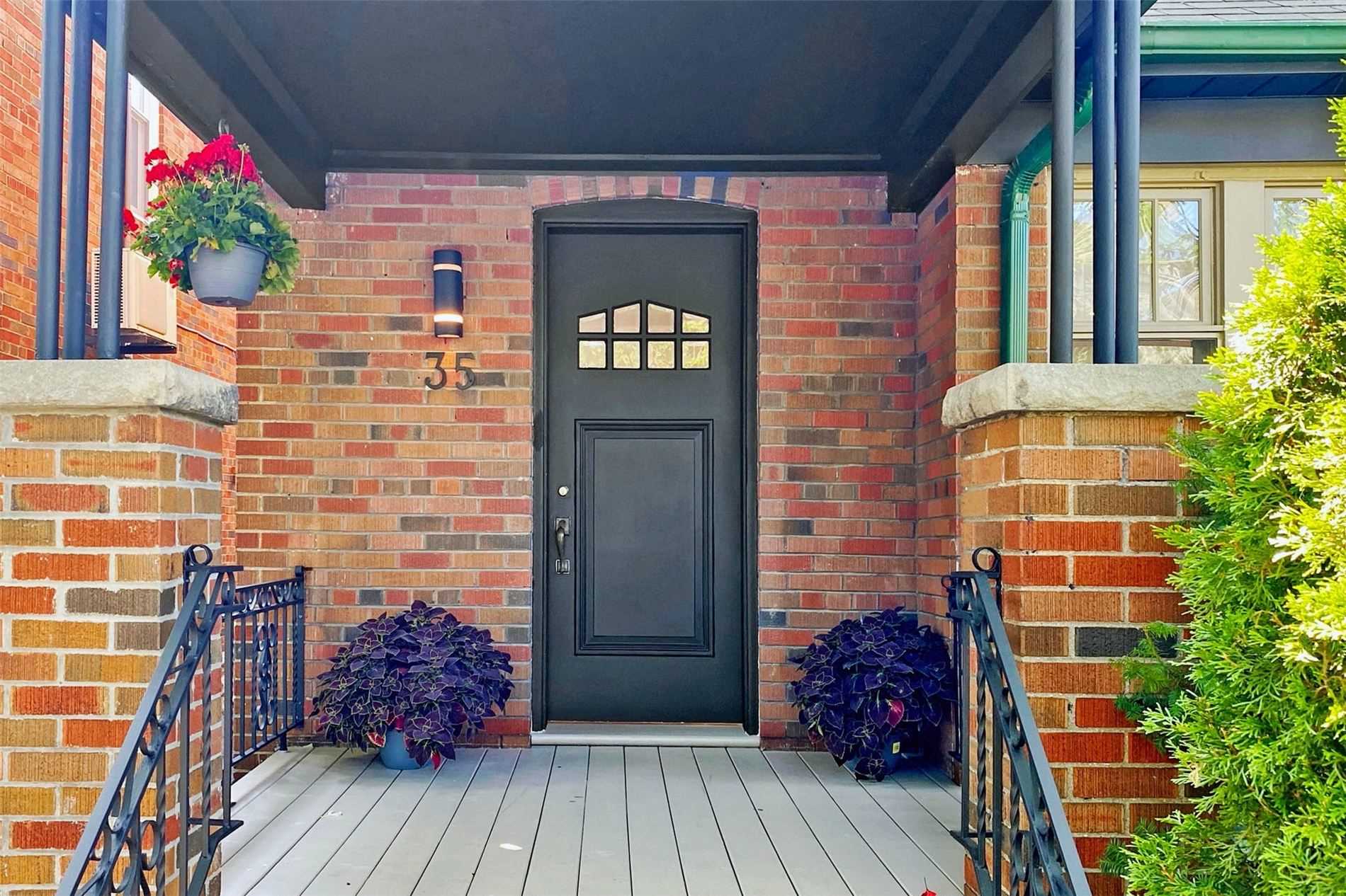 35 Cranbrooke Ave