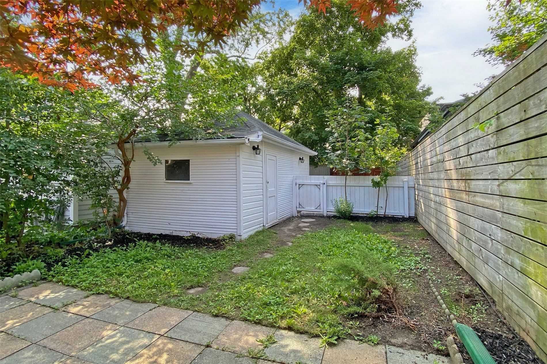 35 Cranbrooke Ave