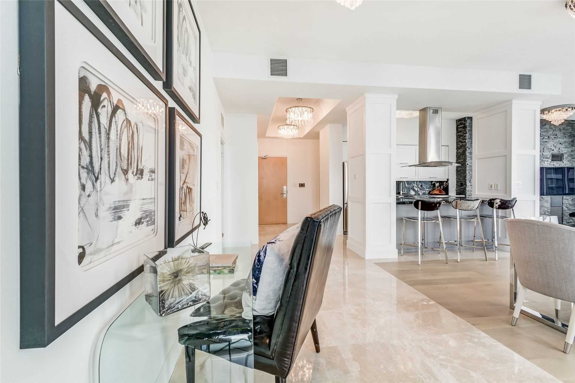65 Bremner Boulevard, #5104