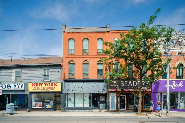 518 Queen St W, Toronto