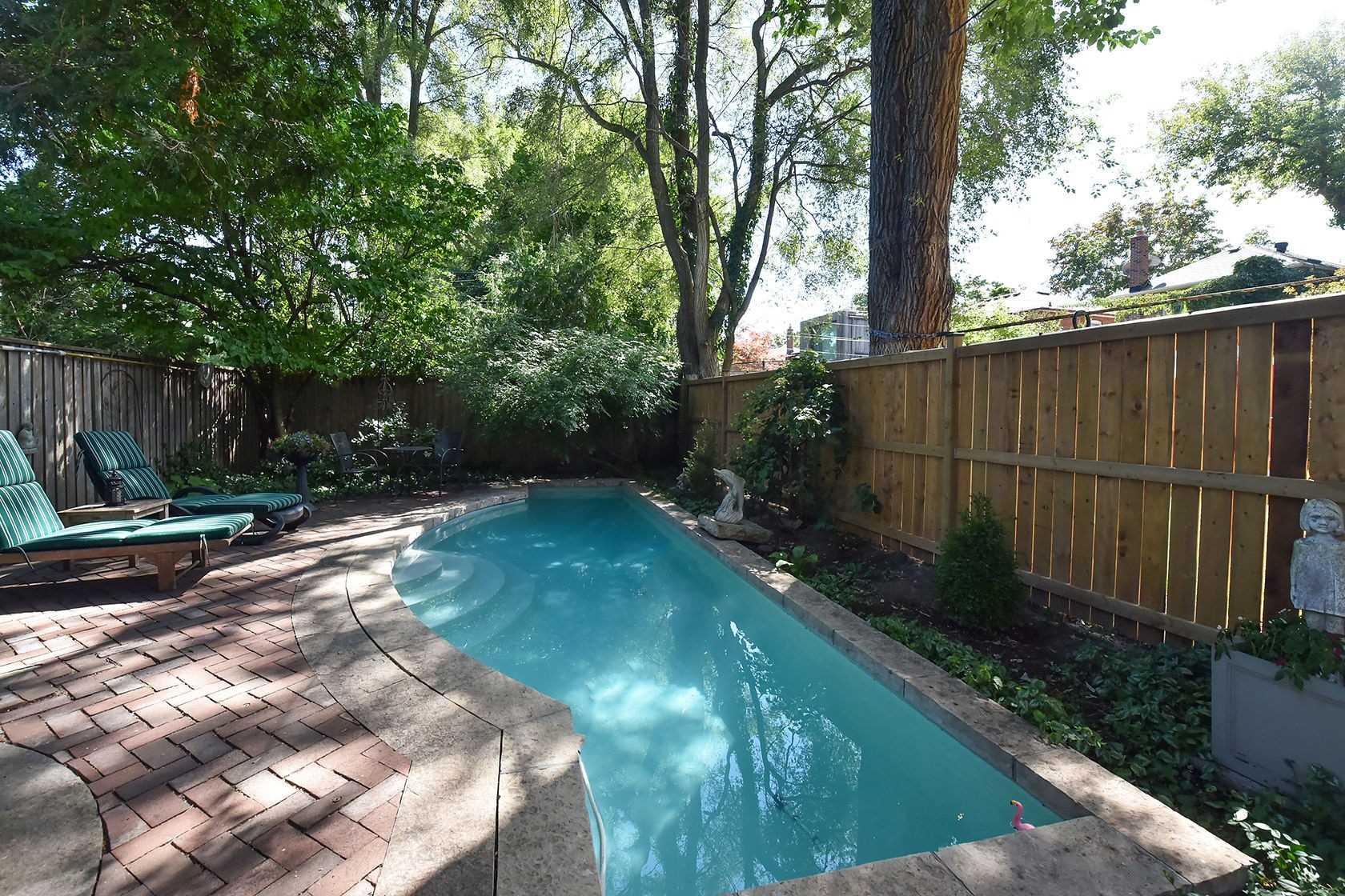127 Glenvale Boulevard